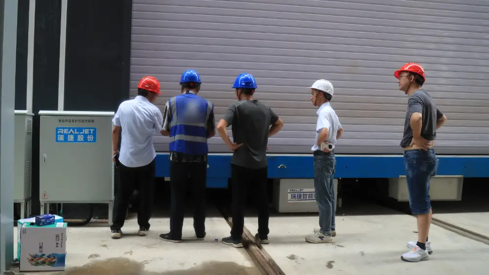 Wall panel mould assembly and inspection in the workshop